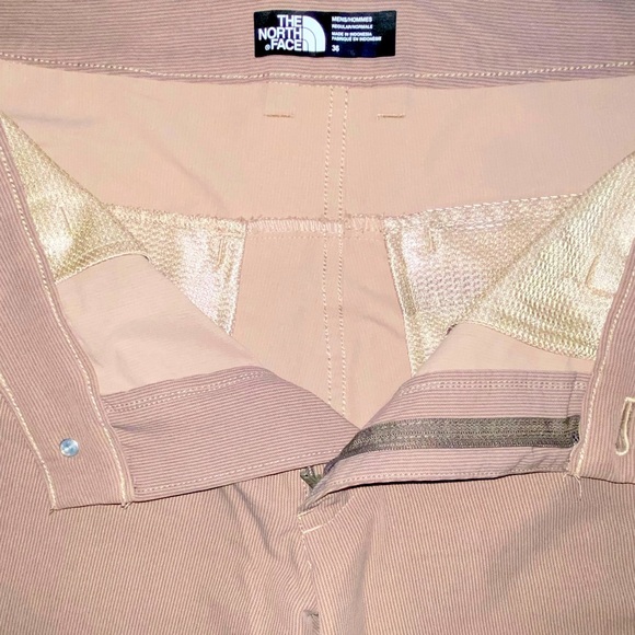 North Face Outdoor/Active Men’s Shorts Size 36 - Picture 3 of 8